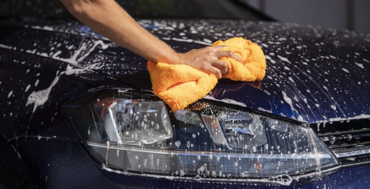 close-up-car-care-washing close-up-car-care-washing
